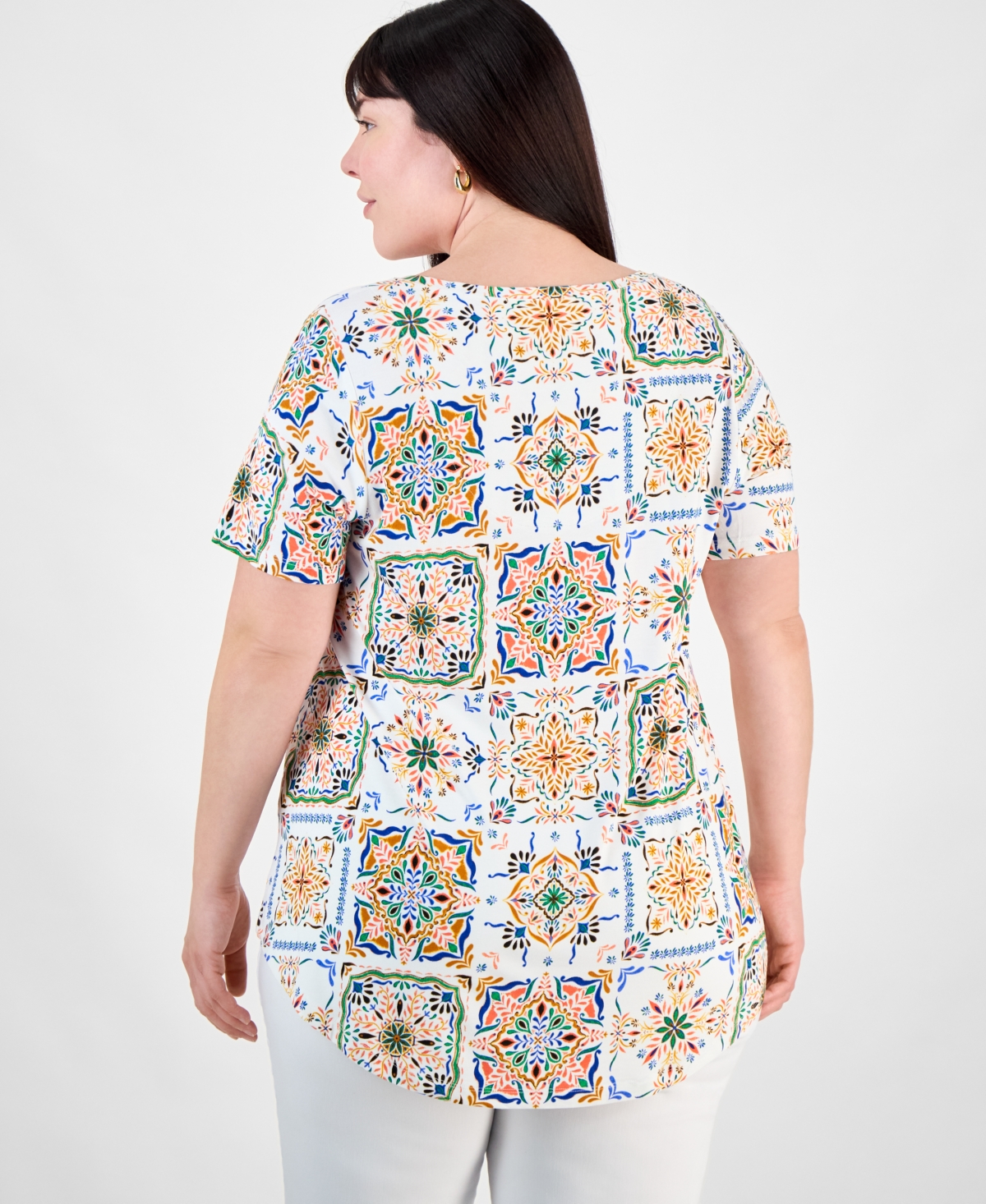 JM COLLECTION PLUS SIZE V-NECK SHORT-SLEEVE TOP, EXCLUSIVELY AT MACY'S 