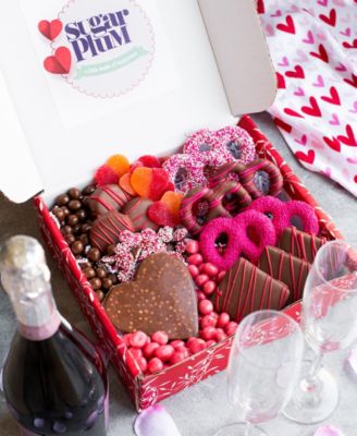 Happy Valentine's Day Box, 17 Pieces