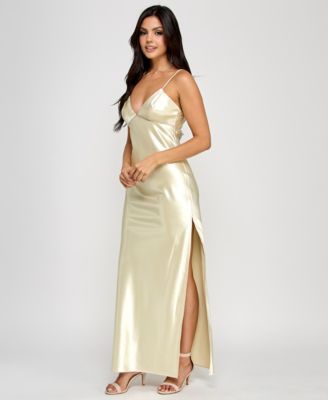 Juniors' Embellished V-Neck Sleeveless Gown