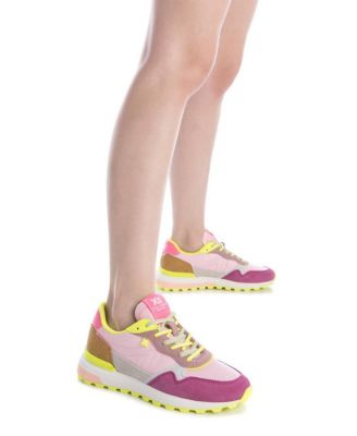 Women's Casual Sneakers By XTI