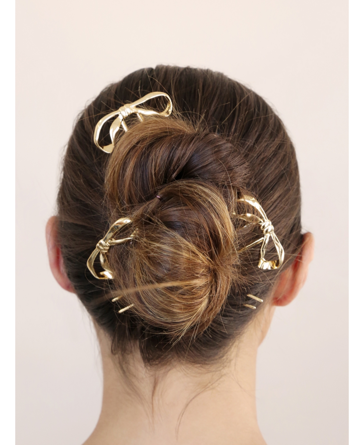 Ettika Organica Bow Hair Pin In Gold Tone In Gold