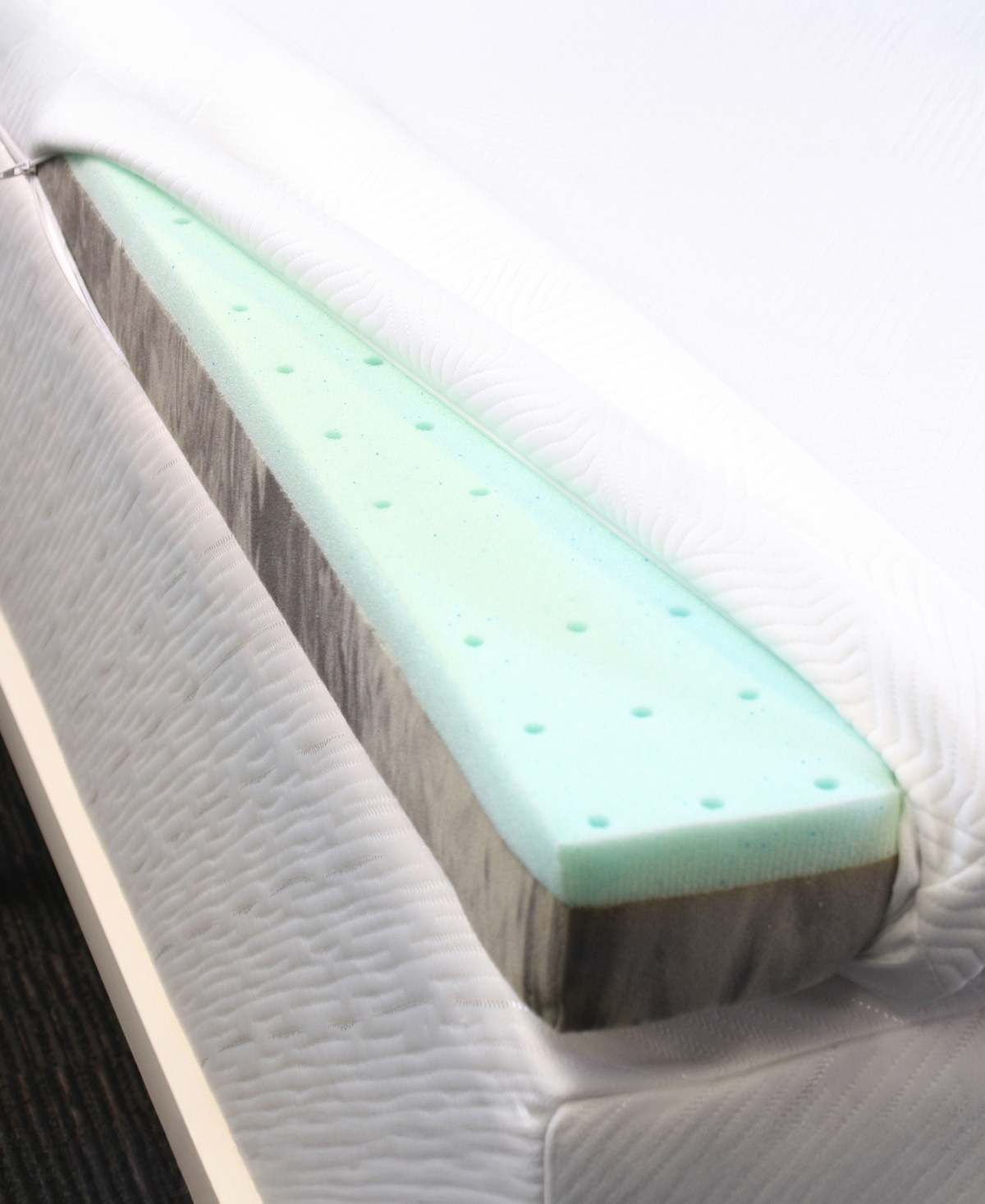 Ella Jayne 3" Memory Foam Mattress Topper, California King In White