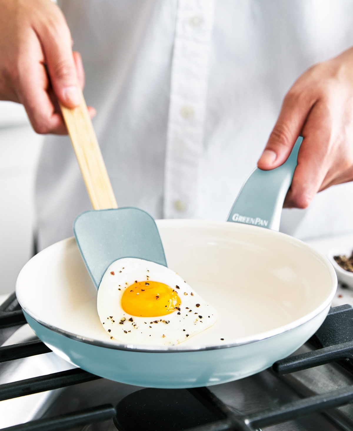 Greenpan Dover Ceramic Nonstick 8" Frypan With Spatula In Blue Haze
