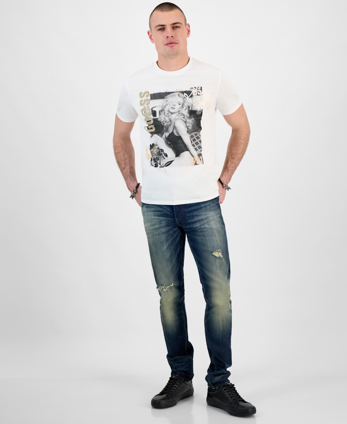 Guess Men's Regular-fit  Girl Graphic T-shirt In White