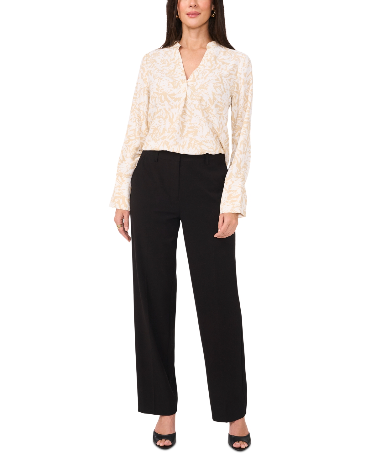 VINCE CAMUTO WOMEN'S PRINTED V-NECK LONG-SLEEVE TOP 