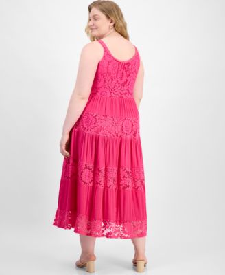 Plus Size Scoop-Neck Sleeveless Lace Maxi Dress