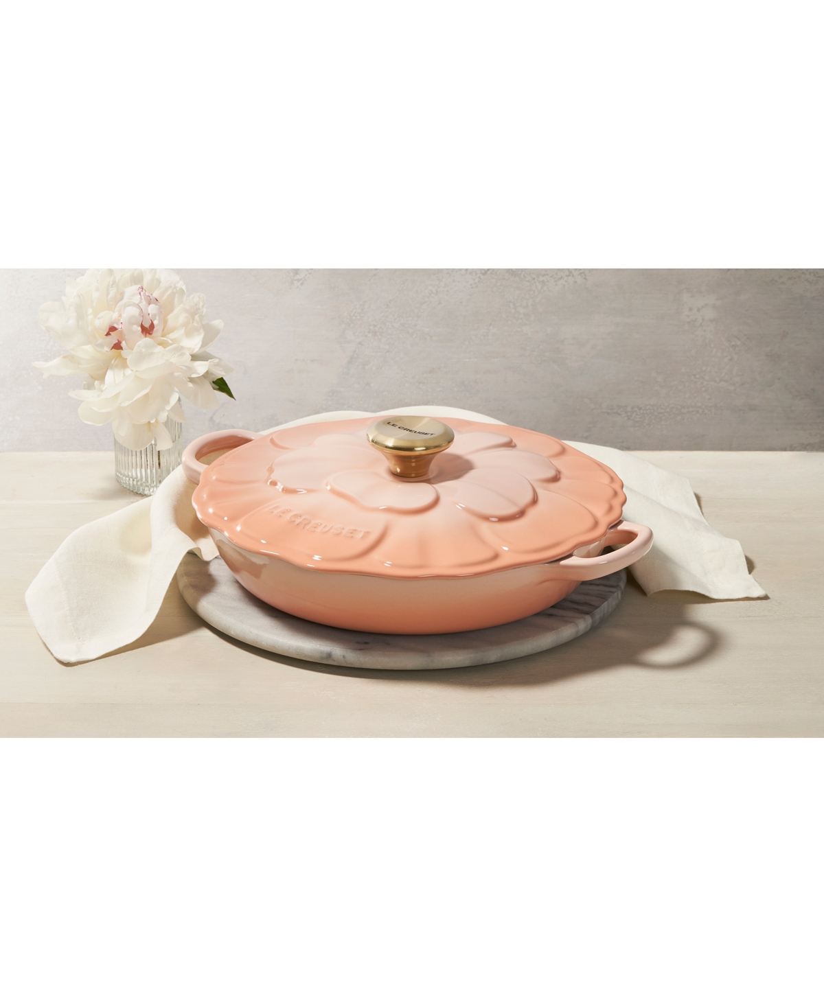 Le Creuset Enameled Cast Signature 2.25 Qt. Petal Braiser In Peche