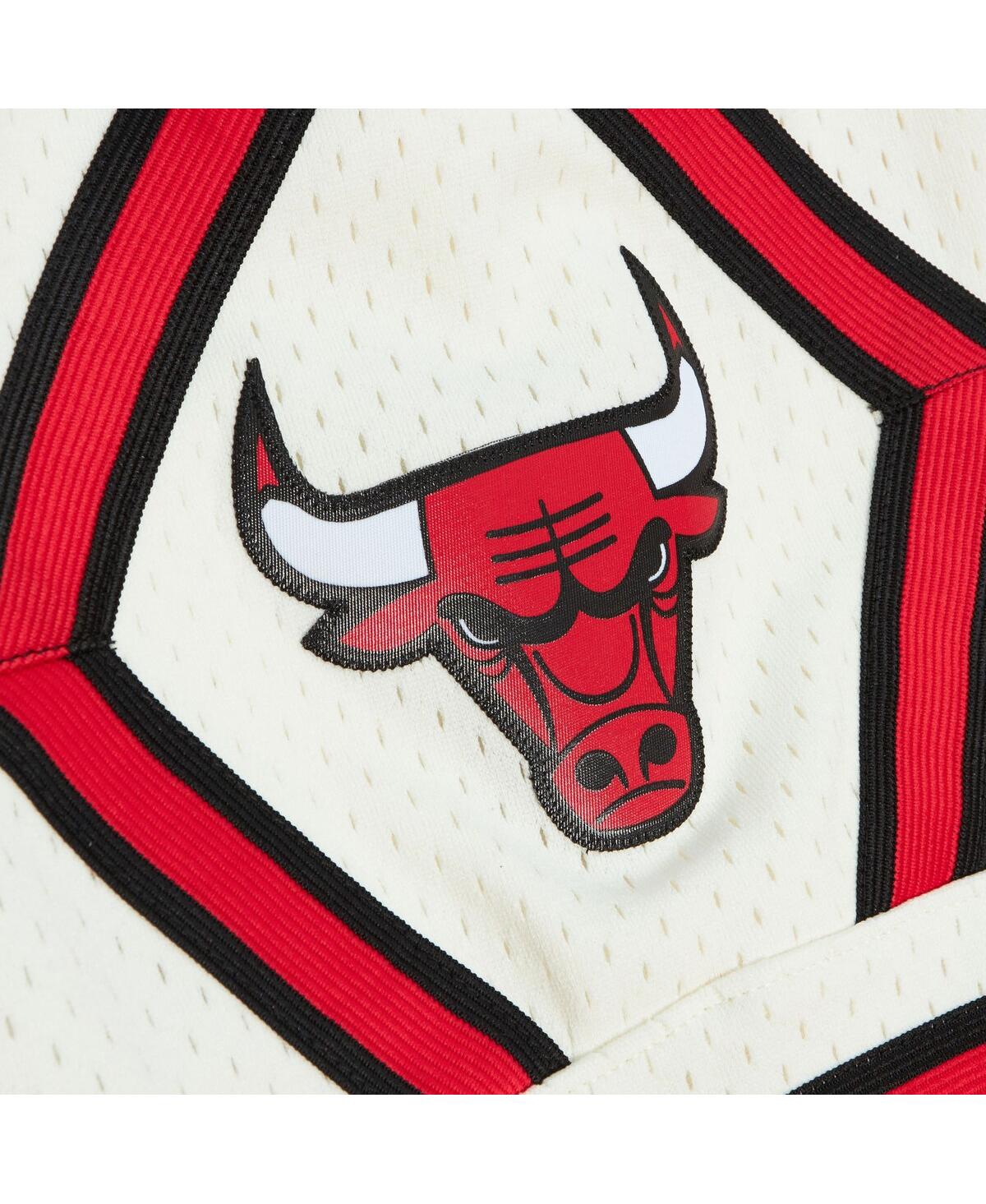 Mitchell & Ness Men's Cream Chicago Bulls 1997/98 Hardwood Classics Team Color Swingman Shorts In Cream