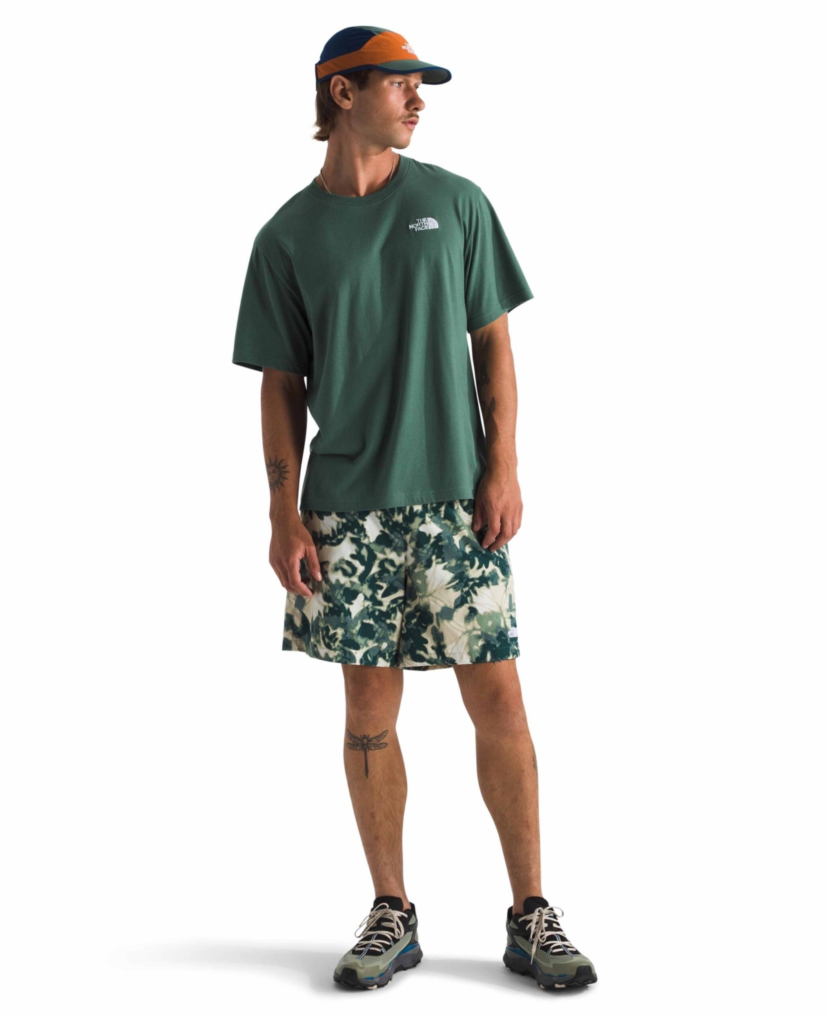 Shop The North Face Men's Short Sleeve Evolution Box Fit T-shirt In Duck Green