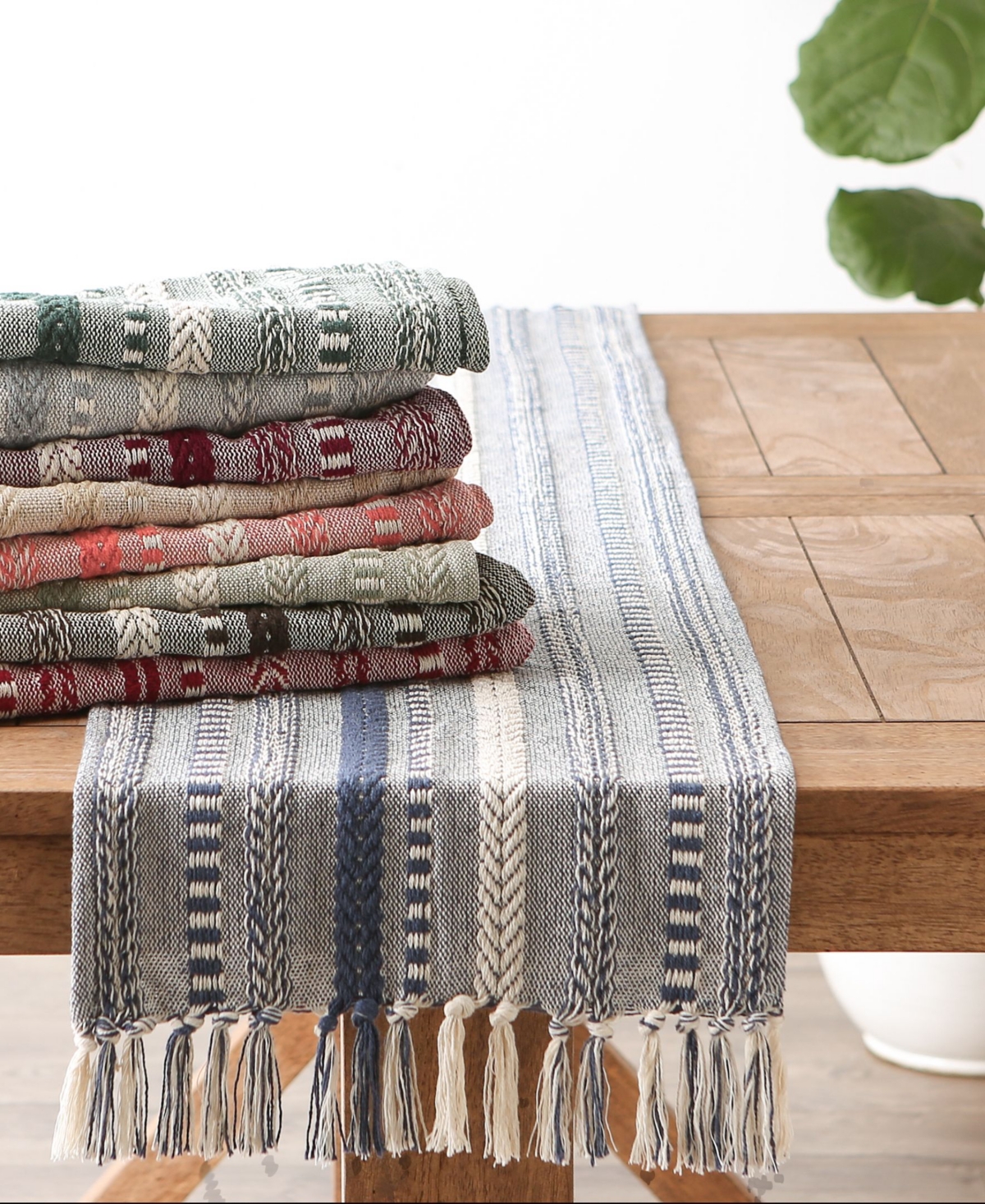 Design Imports Braided Stripe Jacquard Fringe Table Runner, 15" X 108" In Barn Red
