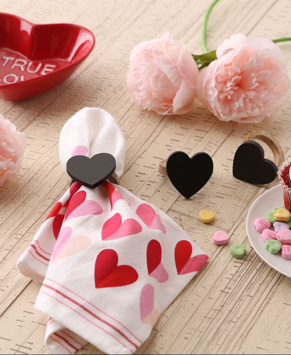 Design Imports Heart Chalkboard Napkin Ring, Set Of 6 In Heart Chalkboard