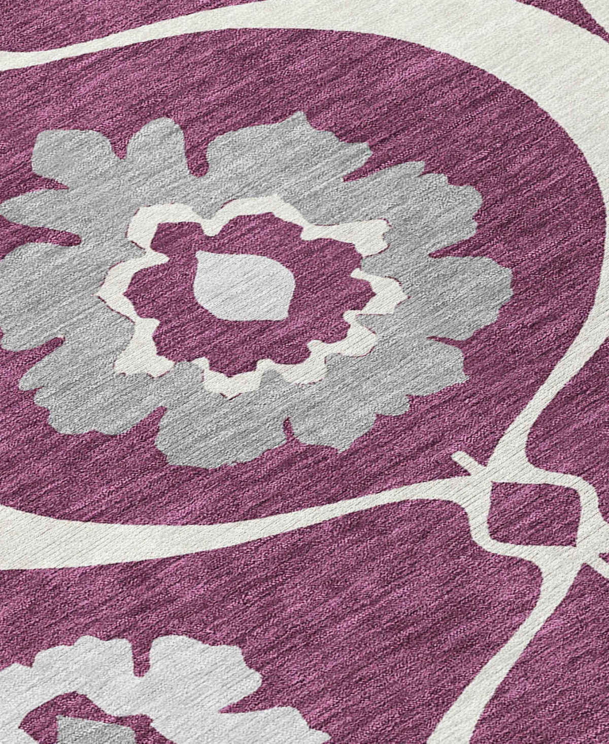 Addison Chantille Machine Washable Acn858 2'6"x3'10" Area Rug In Eggplant