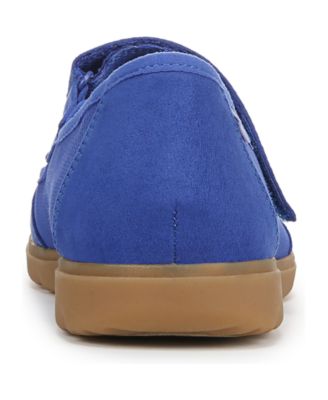 Women's Effortless Mary Jane Closed Round Toe Flats