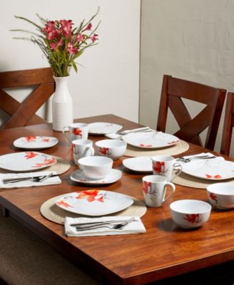 Lily 16 Pc. Dinnerware Set, Service for 4