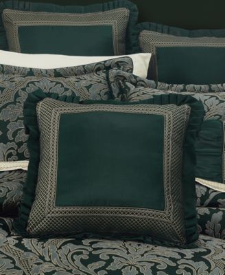 Bellini Decorative Pillow, 20" x 20"