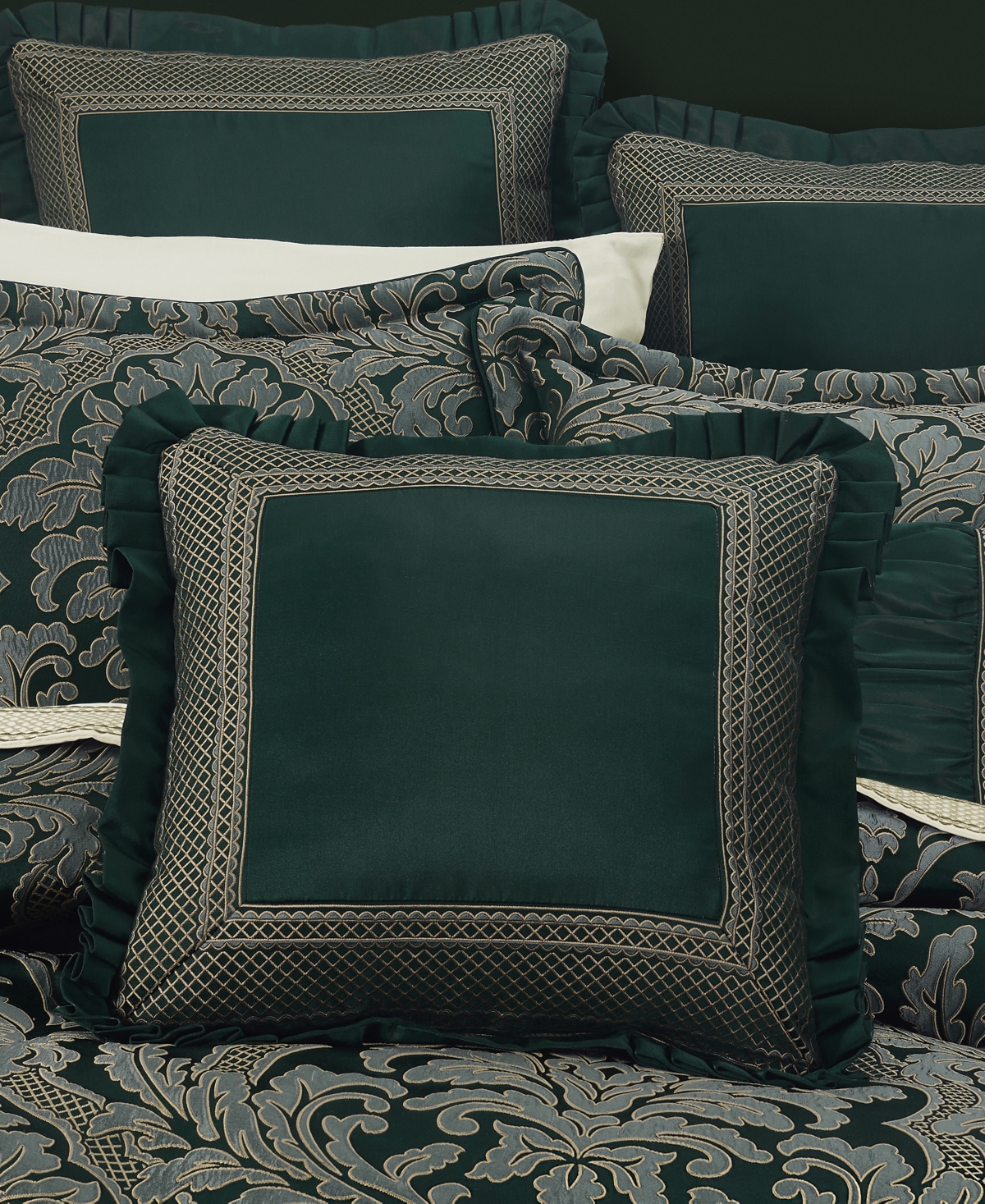 J Queen New York Bellini Decorative Pillow, 20" X 20" In Forest