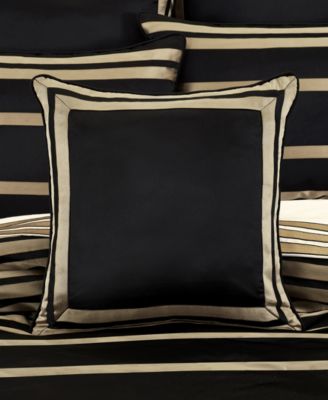 Calvari Decorative Pillow, 20" x 20"