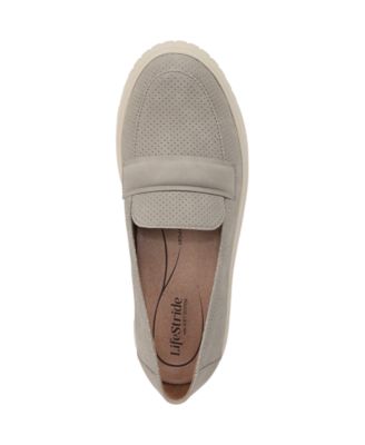 Women's Geneva-Chop Closed Round Toe Platform Penny Loafers
