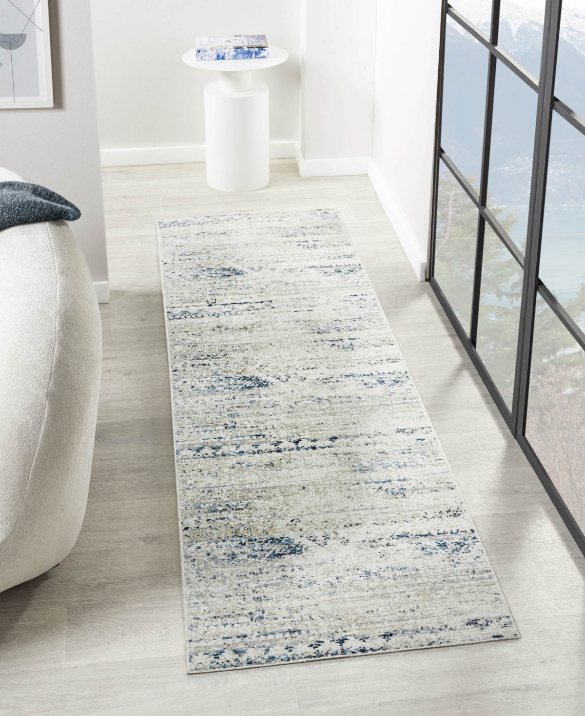 Lr Home Lavish Lanhm-272 2'x8' Runner Area Rug