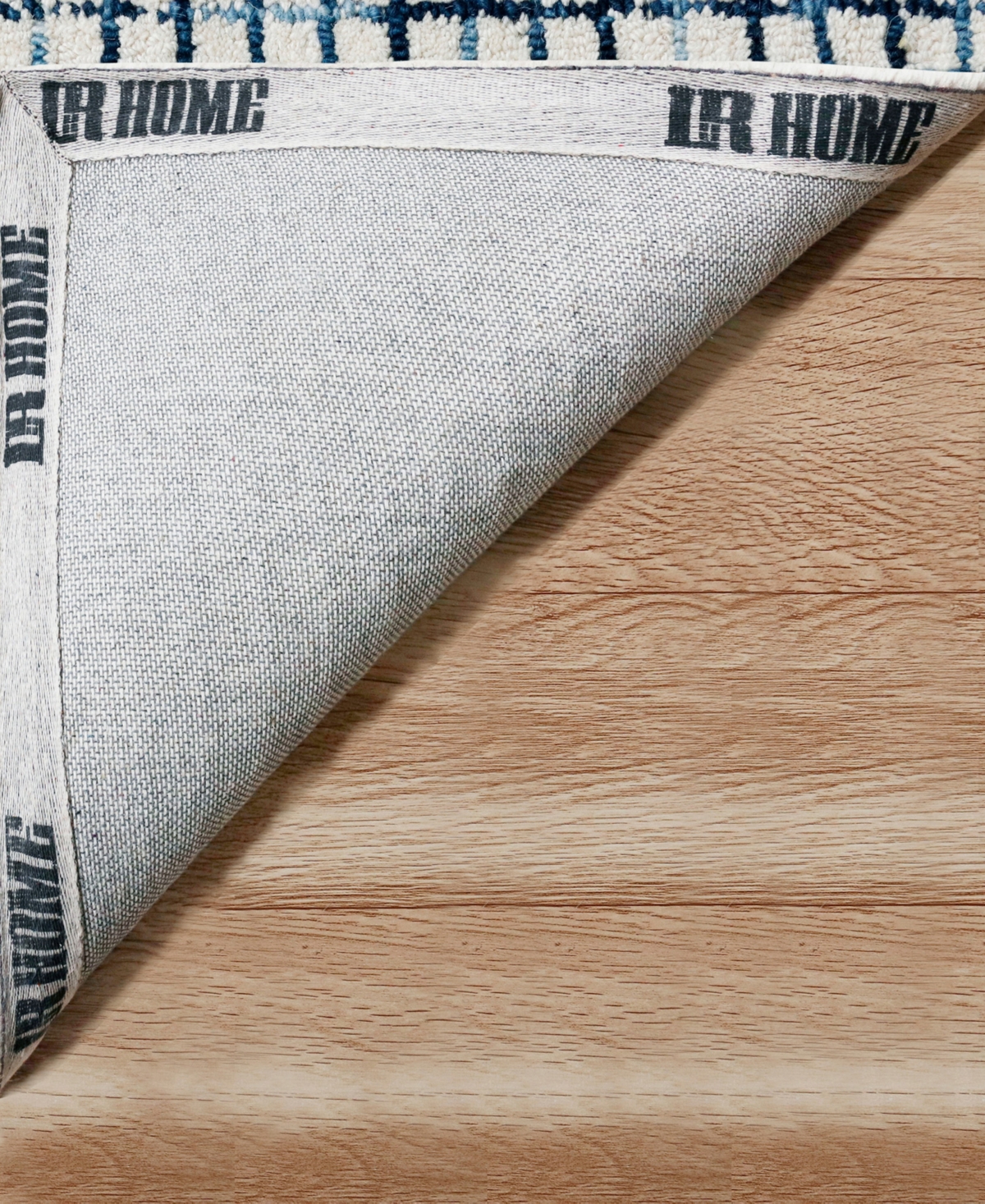 Lr Home Astrid Cri-295 4'x6' Area Rug In Navy,ivory
