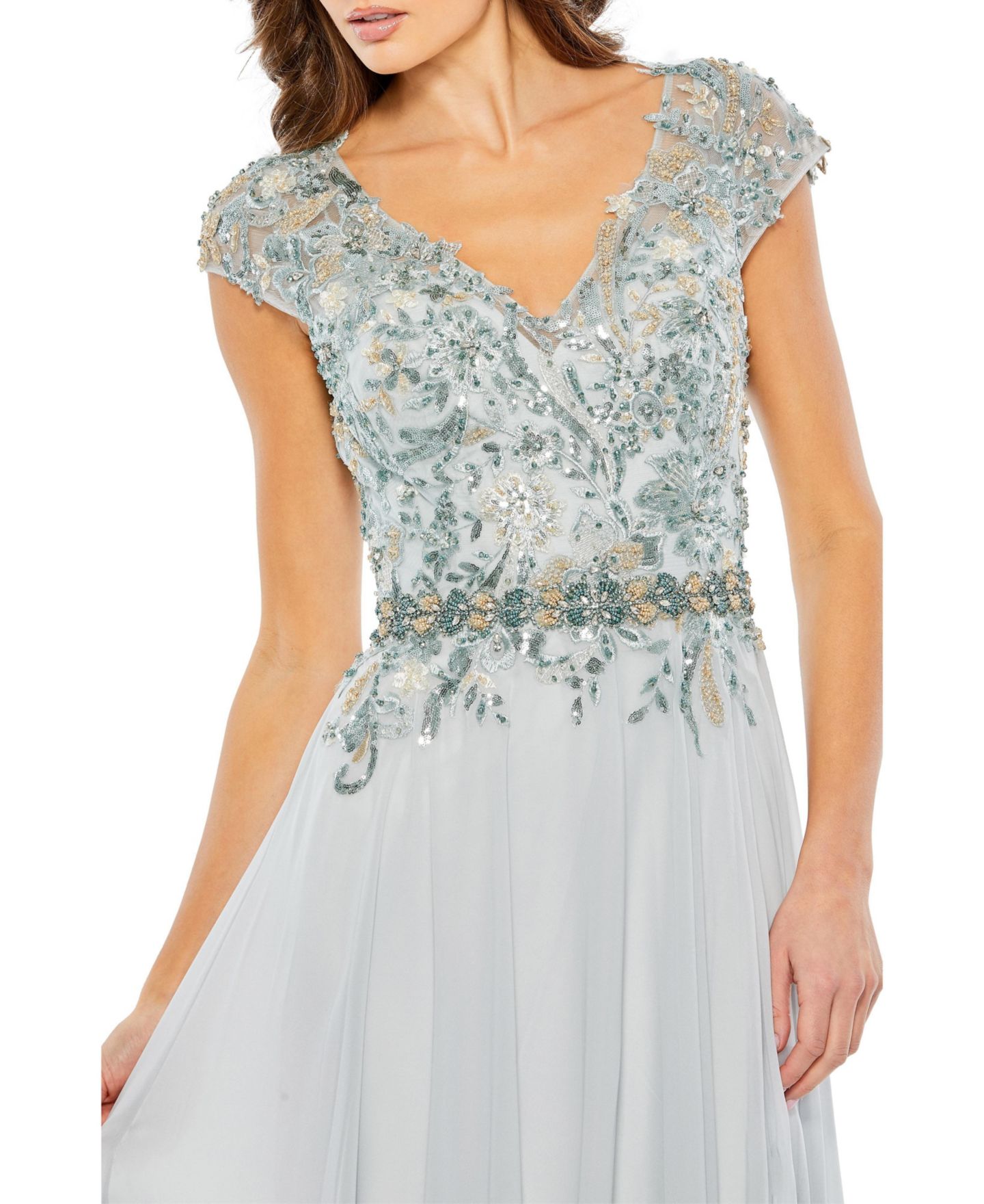 Женская кепка Mac Duggal Embellished Cap Sleeve Bodice Flowy Gown, цвет: Seamist — фото 6