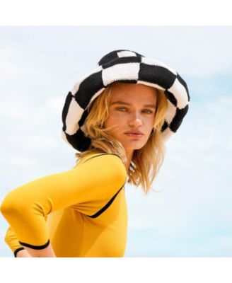 Shilo Checkered Crochet Hat In Black & White