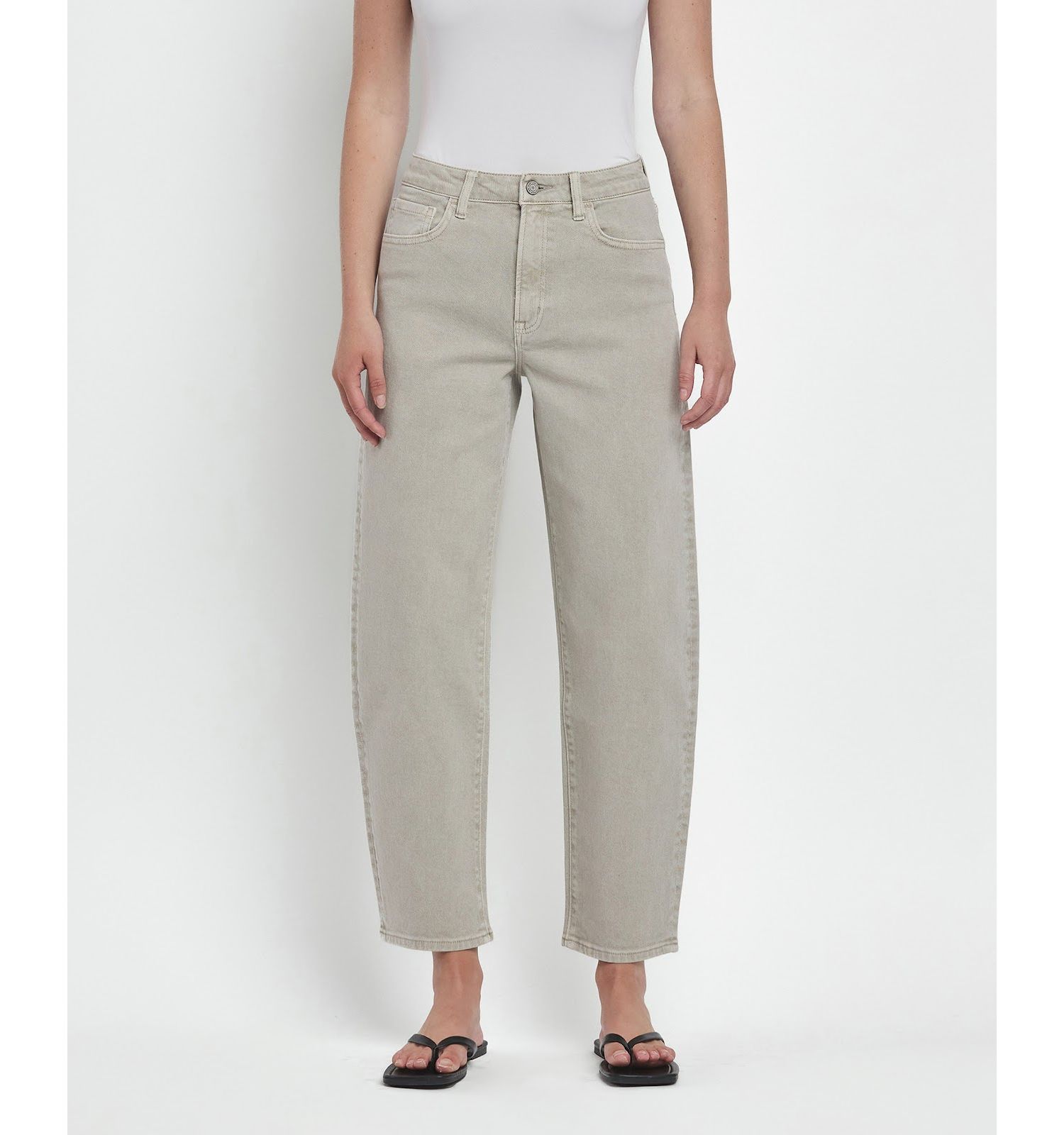 Women's Super High Rise Slim Barrel Jeans