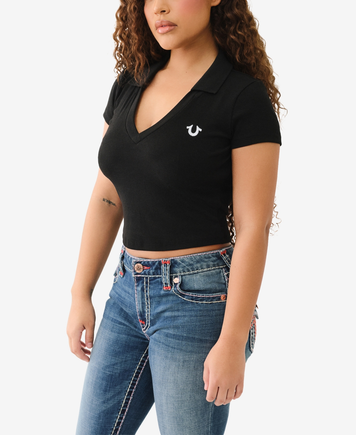 TRUE RELIGION WOMEN'S SS DEEP V-NECK RIB POLO TOP 