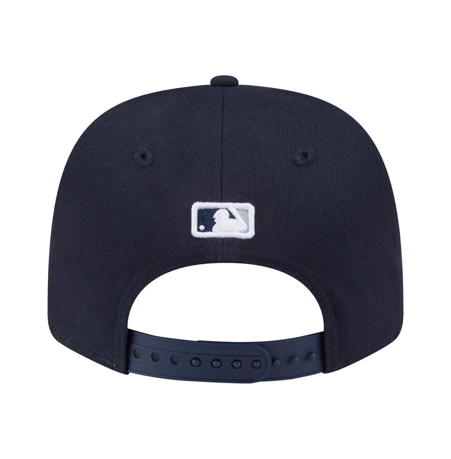 Мужская кепка New Era Navy New York Yankees Player Replica 9SEVENTY Adjustable Hat — фото 3