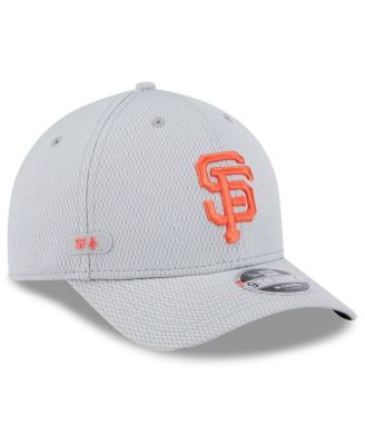 New Era - Men's Gray San Francisco Giants 2025 MLB Clubhouse 9FORTY M-Crown Adjustable Hat