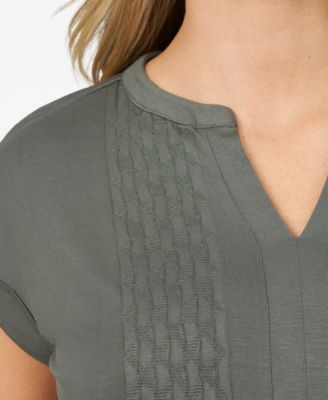 Women's Diamond Embroidered Henley T-Shirt