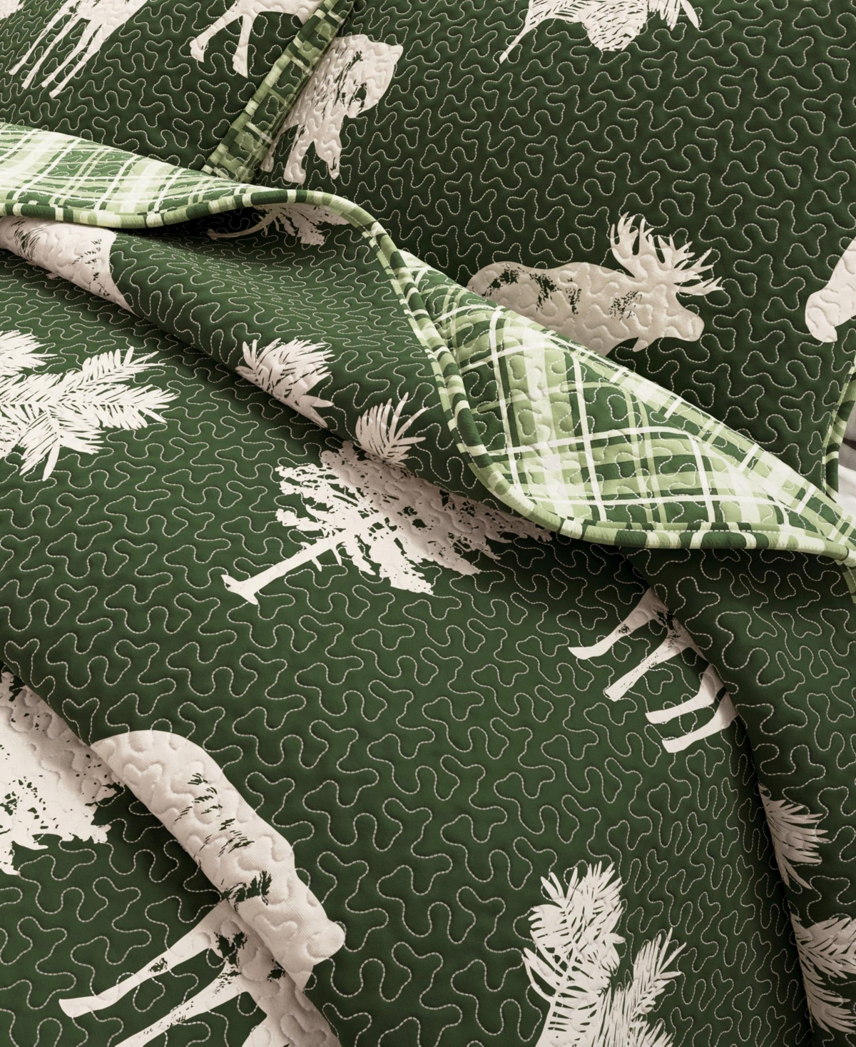 Linery & Co. Deer & Trees Microfiber Quilt Set with Shams