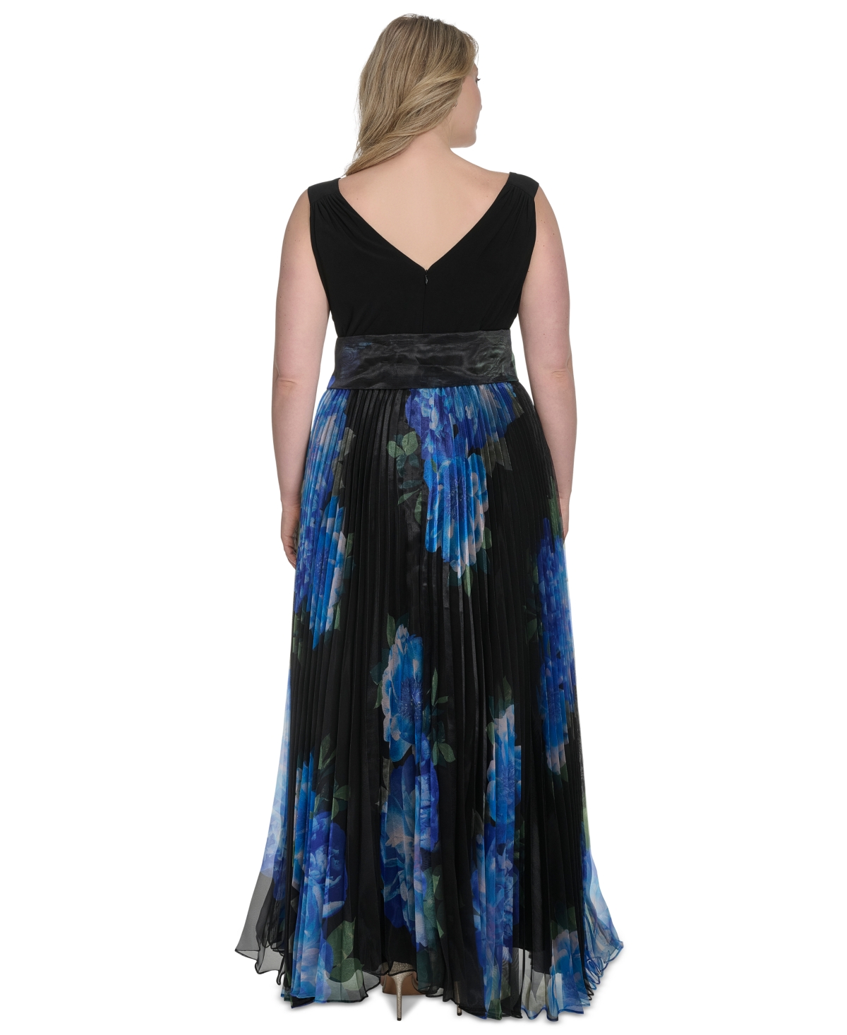 Eliza J Plus Size V-neck Printed Pleated Organza Gown In Black,blue