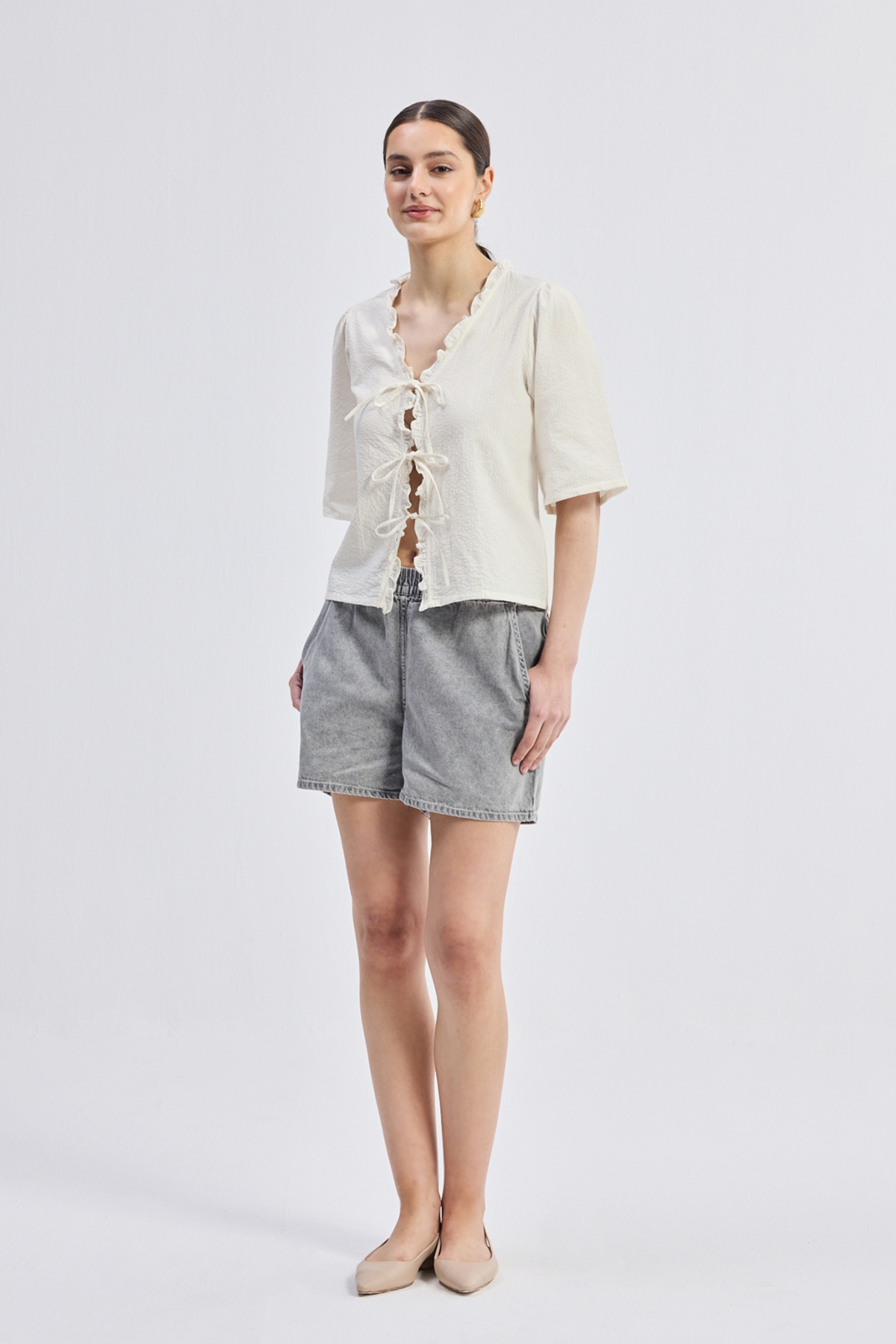 Women's Relaxed Fit Top With Ruffles and Front-Ties in Cream - Cream