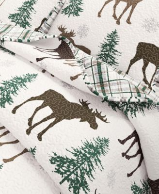 Moose & Evergreens Lightweight Reversible Microfiber Quilt Set with Shams