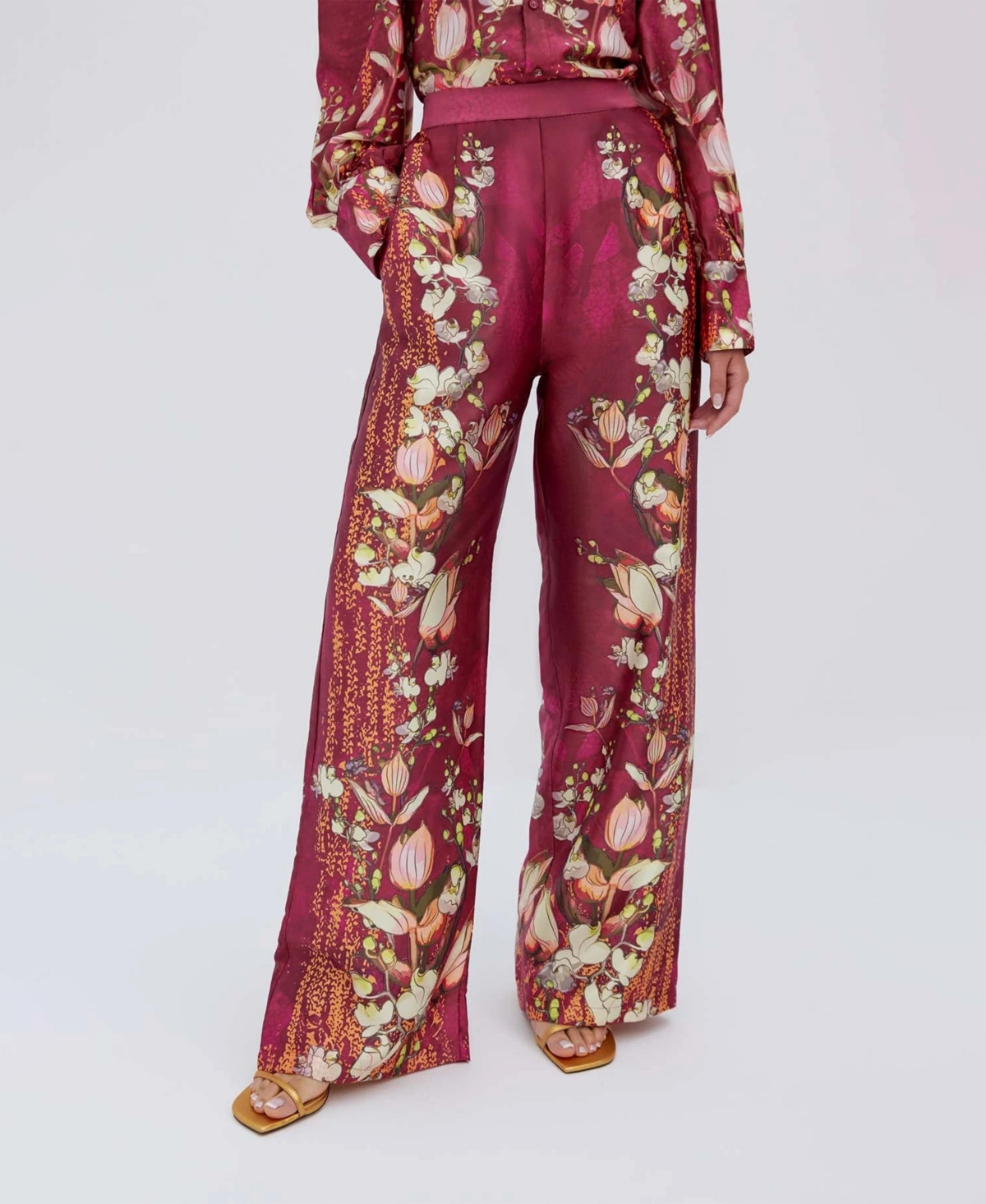 Women's Raishma Lauren Burgundy Trousers - Burgundy