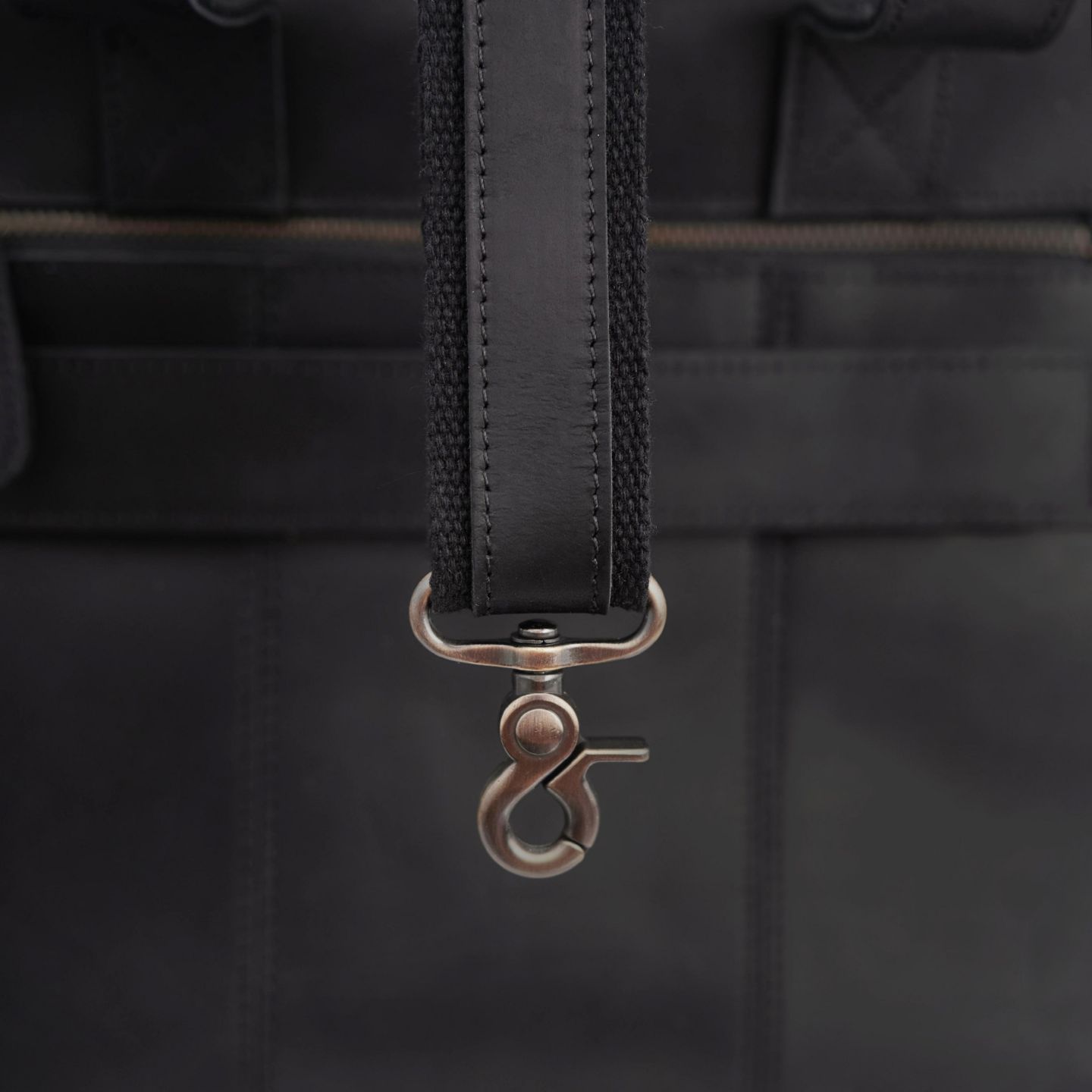 Сумка Luxorro Slim Leather Briefcase - Sleek and Elegant - Perfect for Daily Usage, цвет: Чёрный — фото 8