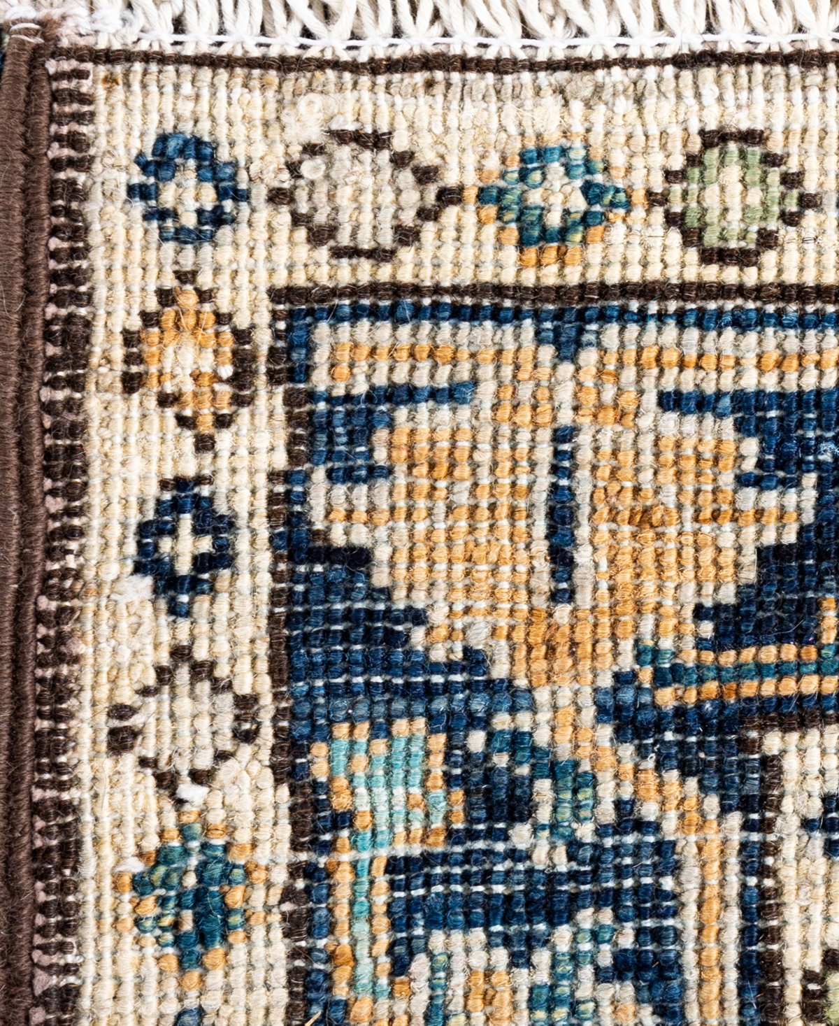 Adorn Hand Woven Rugs Serapi M1945 3'3''x4'11'' Area Rug In Ivory