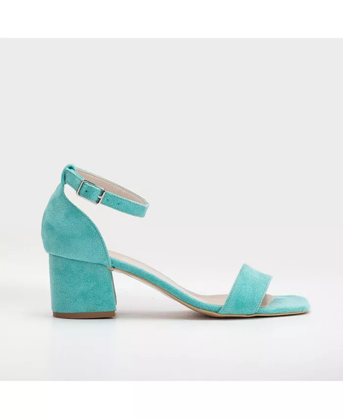 https://slimages.macysassets.com/is/image/MCY/products/9/optimized/32043199_fpx.tif?op_sharpen=1&wid=700&fit=fit,1&fmt=webp