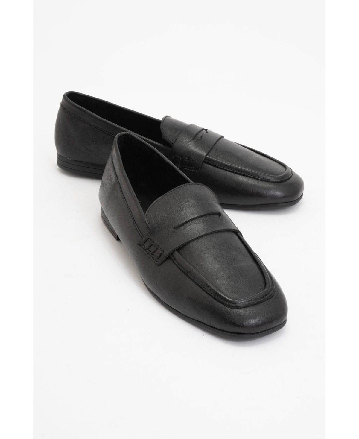 Women's Skye Leather Loafer - Black white leather