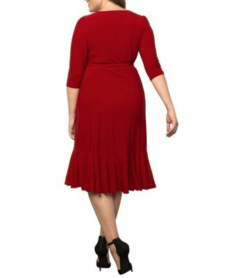 Plus Size Mademoiselle Lace Cocktail Dress with Sleeves