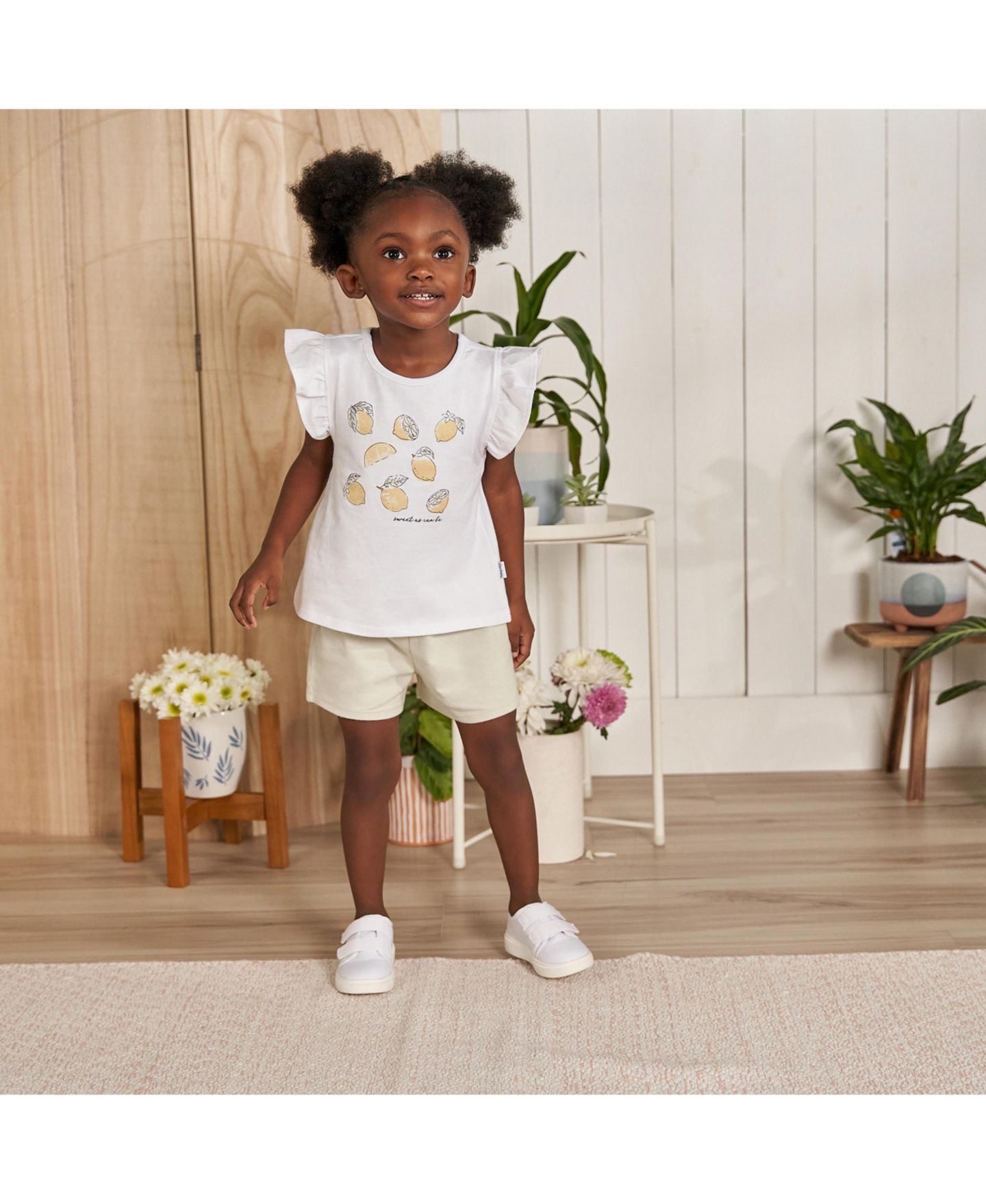 Комплект Gerber Coordinating Shirts and Short Set для девочек-малышей, цвет: Lemons — фото 3