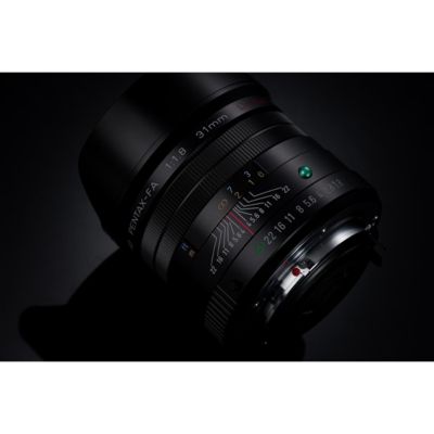 Pentax HD 31mmF1.8 Limited Black Limited Lens Wide-Angle Prime Lens [F1.8 Large Aperture Lens] [High-Performance HD Coating] [SP Coating] [Round-Shaped Diaphragm] [Machined Aluminum Body ] (20210)
