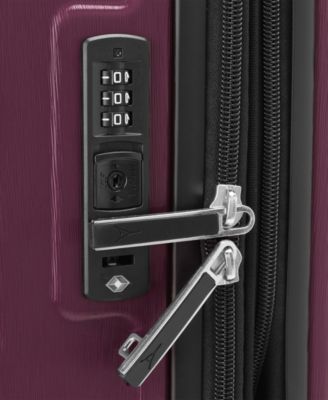 WalkAbout 7 Carry-on Spinner