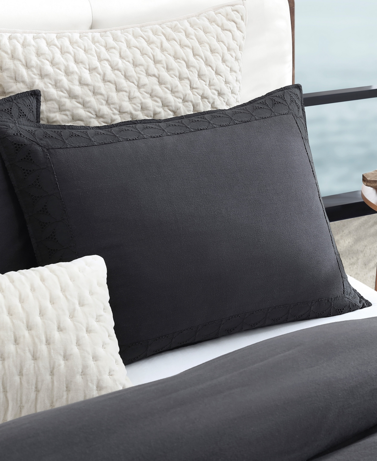 Dkny Pure Hotel Eyelet Duvet Cover Set In Black