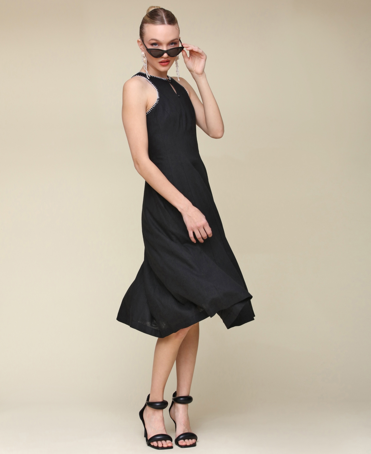 Avec Les Filles Halter Paneled Swing Dress In Black