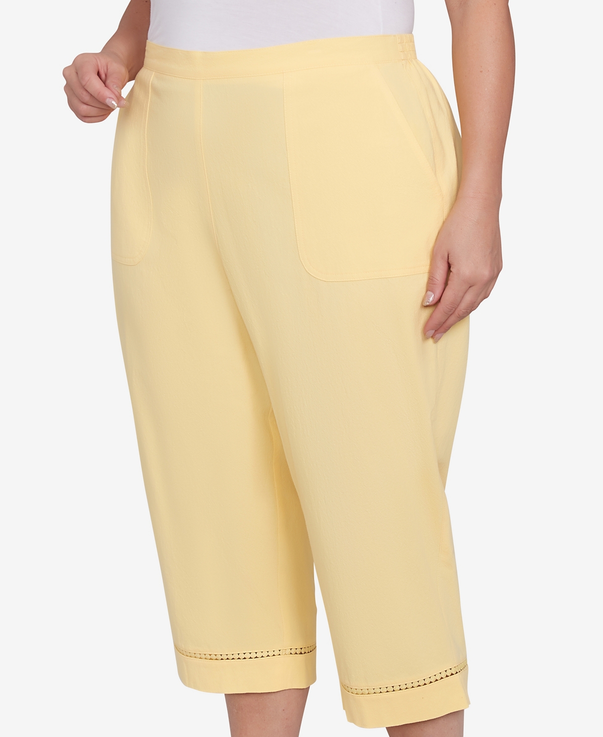 Alfred Dunner Plus Size Rise And Shine Lace Dotted Trim Capri Jacket In Lemon