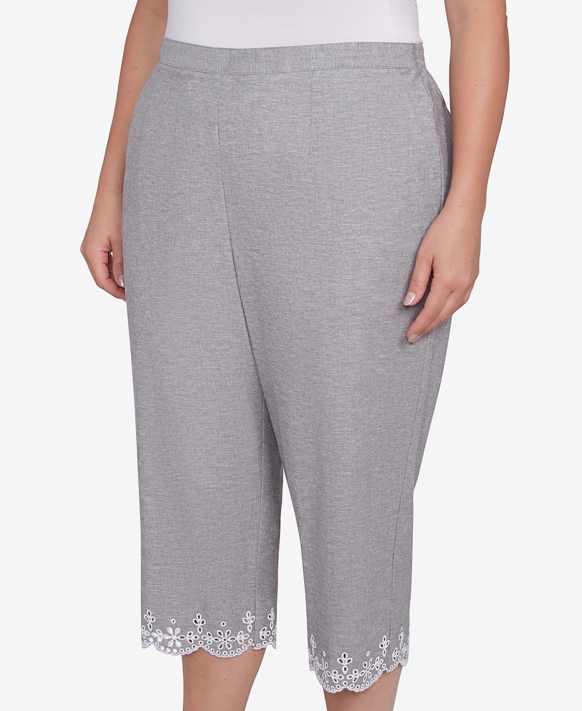Alfred Dunner Plus Size Crystal Springs Eyelet Embroidered Capri Pants In Gray