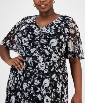 Plus Size V-Neck Ruch-Front Short-Sleeve Mesh Dress