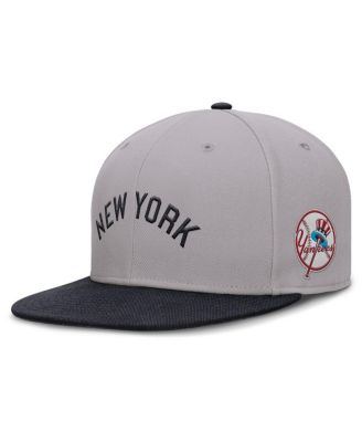 Men's Gray New York Yankees True Performance Fitted Hat